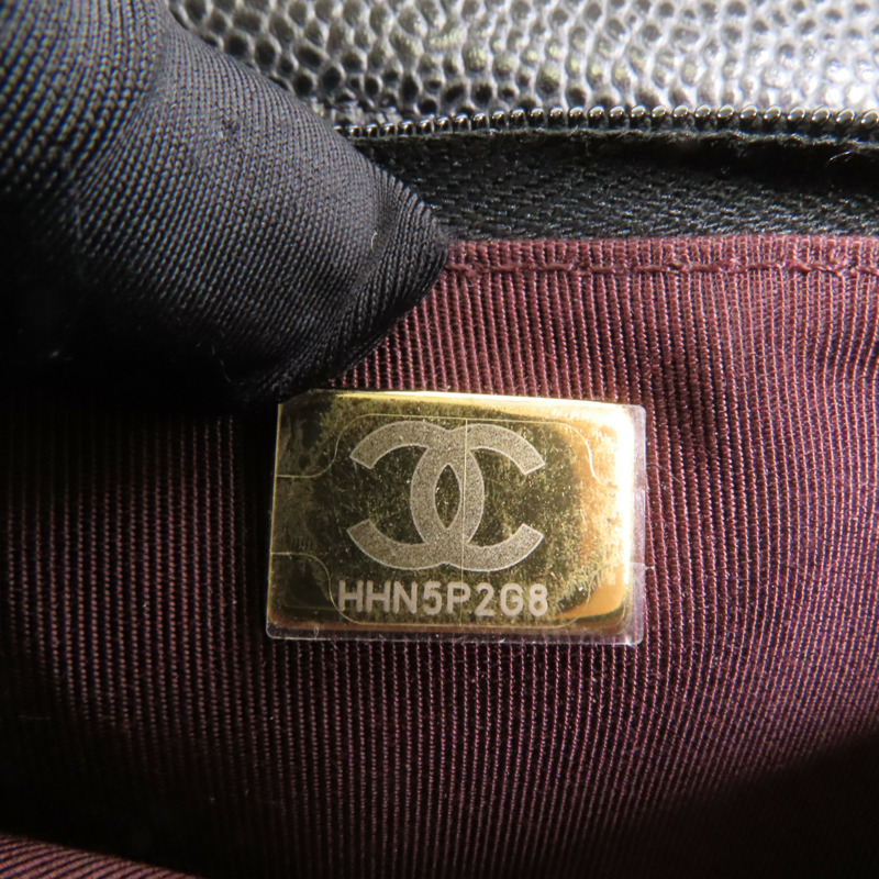 CHANEL 牛皮皮革WOC Wallet On Chain金扣鏈帶肩背袋-9