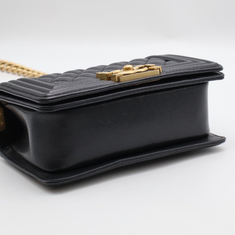 CHANEL 23B Handle boy 20  - 黑金-14