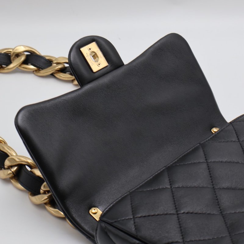 CHANEL 23P羊皮粗鍊單肩包 - 黑金-4