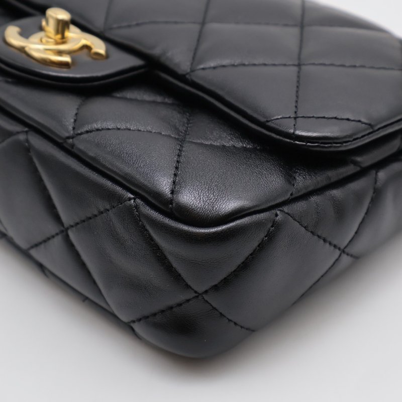 CHANEL 23P羊皮粗鍊單肩包 - 黑金-12