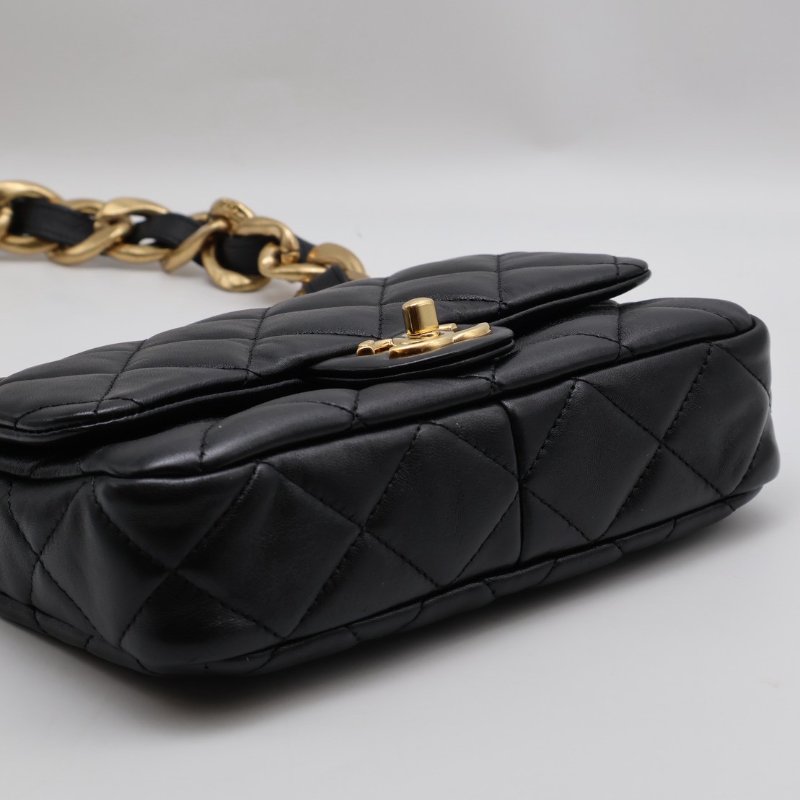 CHANEL 23P羊皮粗鍊單肩包 - 黑金-13
