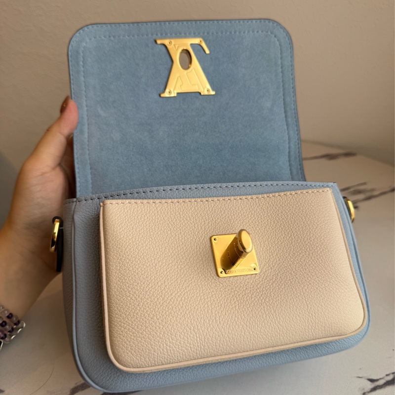 LV藍/白皮革雙層兩用包-17