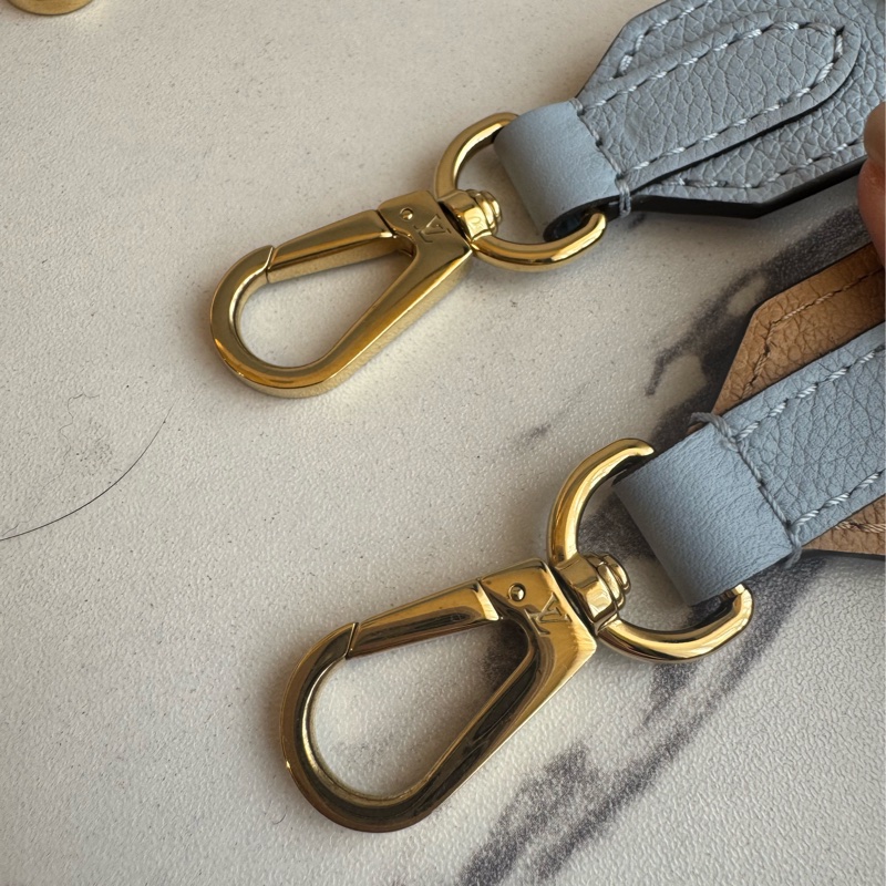 LV藍/白皮革雙層兩用包-39