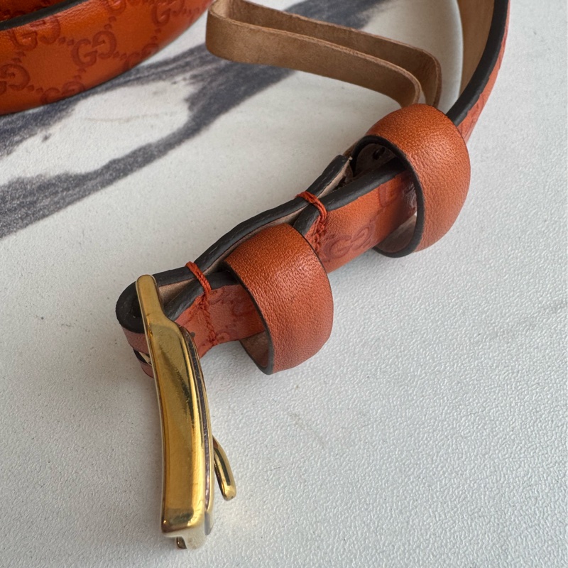 Gucci橘色壓紋細版皮帶85公分-6