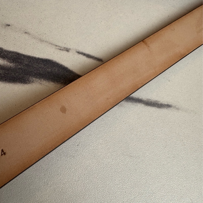 Gucci橘色壓紋細版皮帶85公分-12