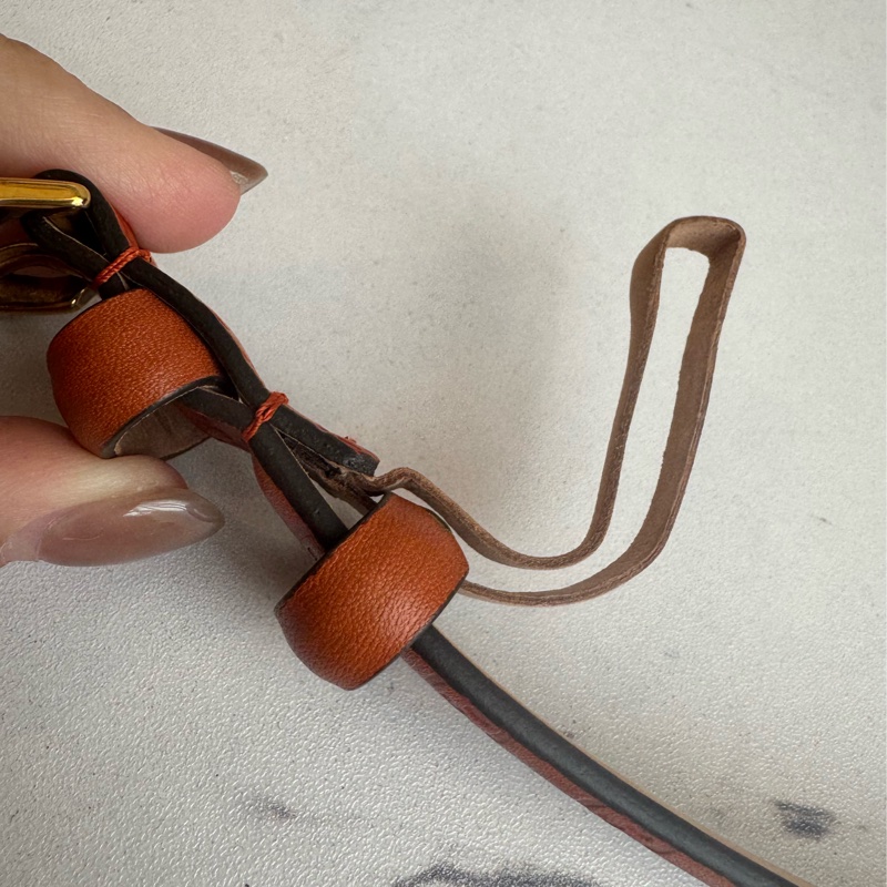 Gucci橘色壓紋細版皮帶85公分-17