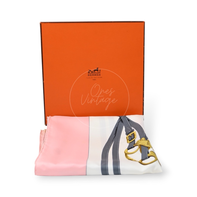 中古 愛馬仕 90公分 馬勒繫帶 粉紅色 絲質 方巾-3