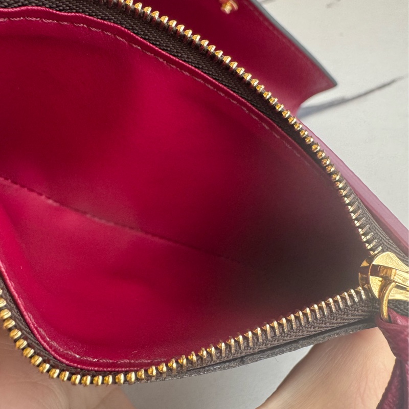 LV花紋內紅三折短夾  經典不敗的款式✨✨-28