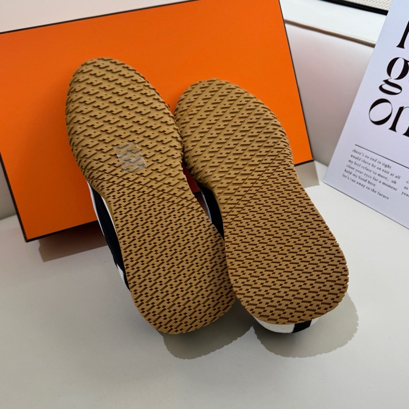 閒置新 未使用HERMES愛馬仕 Jet 男鞋 黑白色 42碼無附件一-4