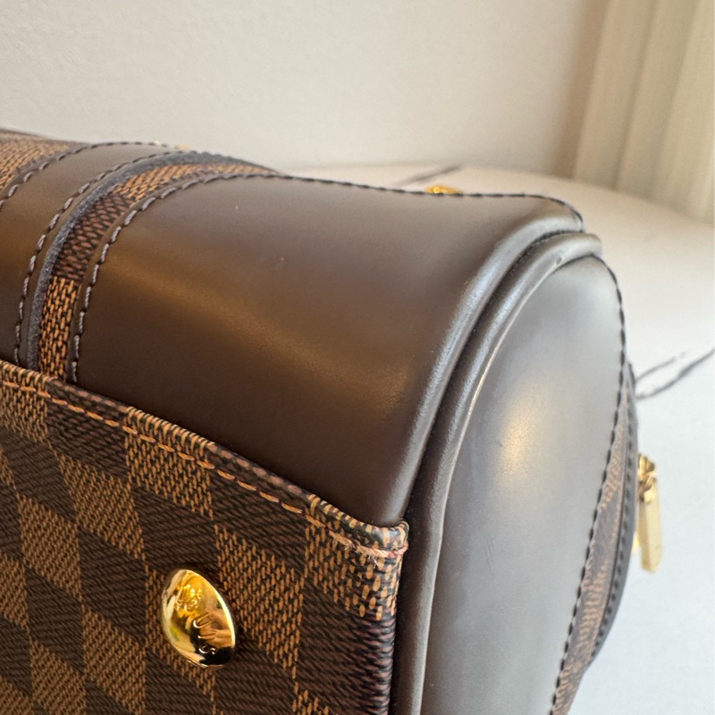 LV咖棋盤格手提包-8