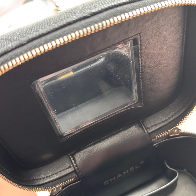 ::CHANEL:: AS3171 香奈兒經典雙C LOGO菱格紋小牛皮化妝/兩用包(黑色)-15