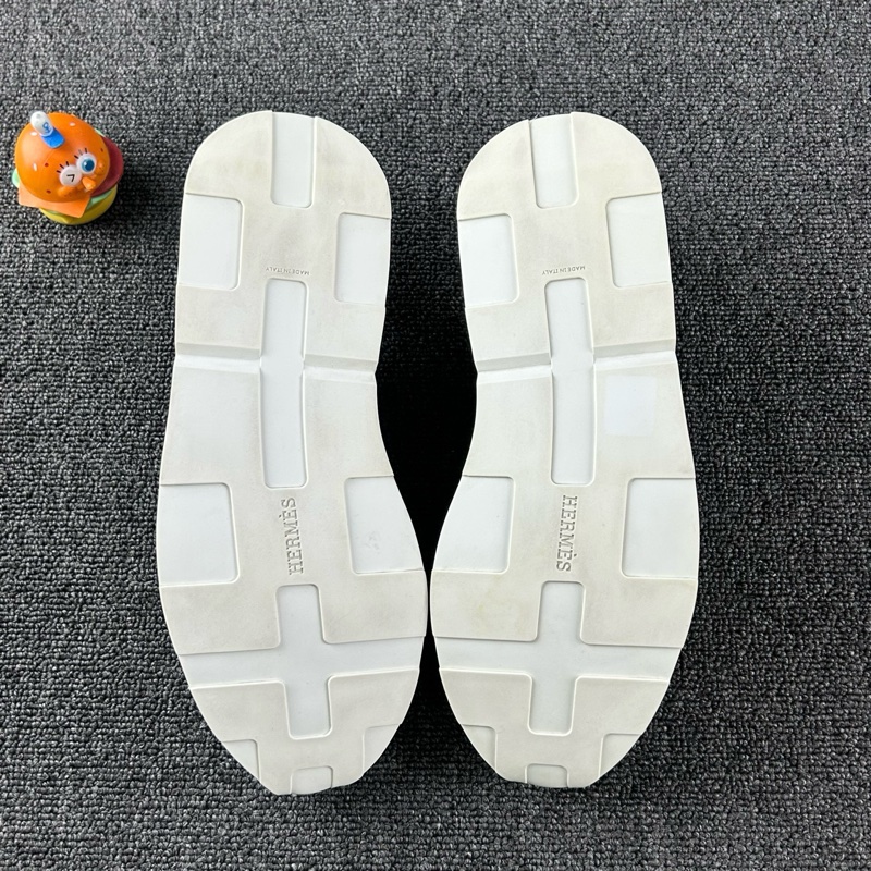 98新Hermes愛馬仕拼色休閒鞋 尺碼：41.5 碼一-5