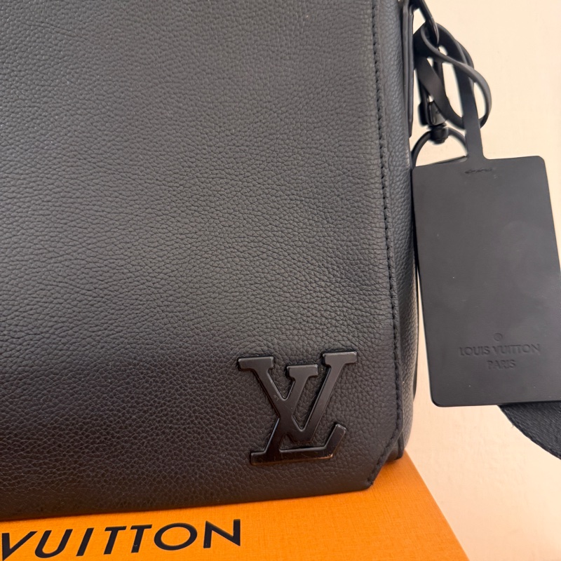 lv 很好看的男包💕💕💕-2