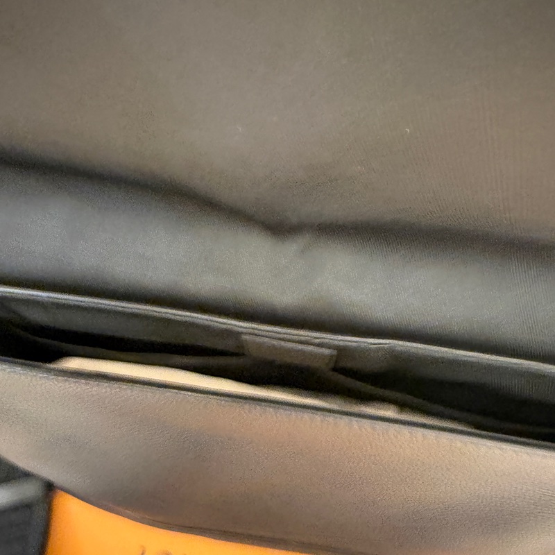 lv 很好看的男包💕💕💕-7