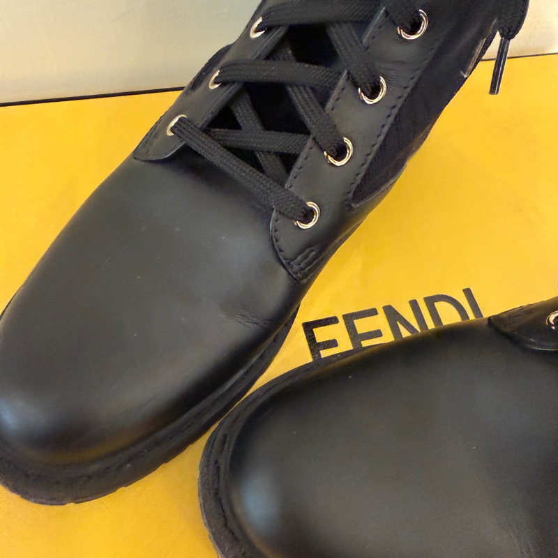Fendi 超級帥的中筒靴 芬迪 超帥39-3