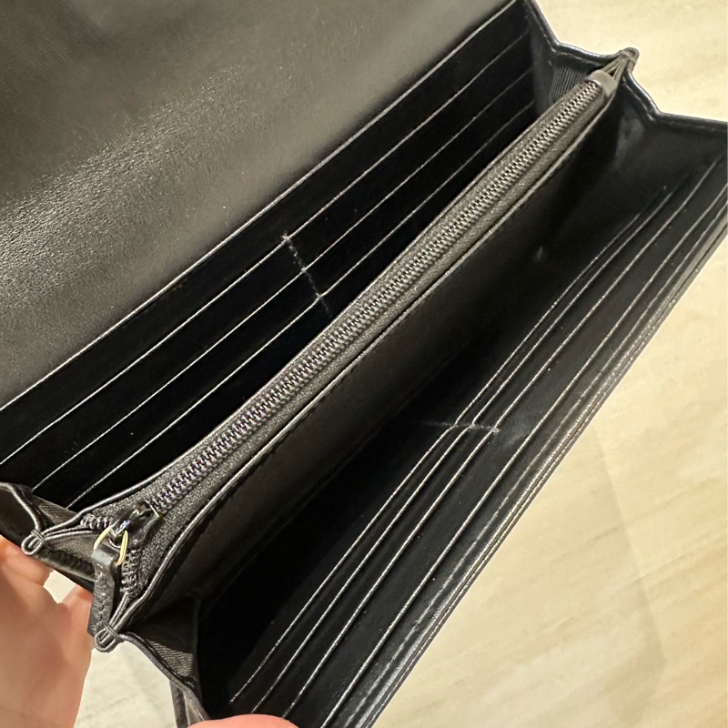 Gucci 黑牛皮山形紋霧金釦Marmont下蓋12卡長夾-5