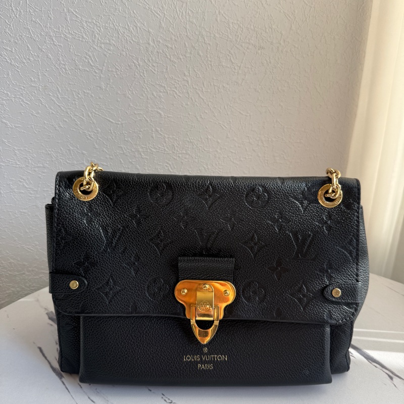 lv 全真皮黑壓紋 超美專櫃十幾萬 vavin-0