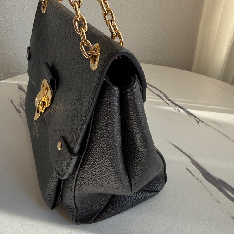 lv 全真皮黑壓紋 超美專櫃十幾萬 vavin-6