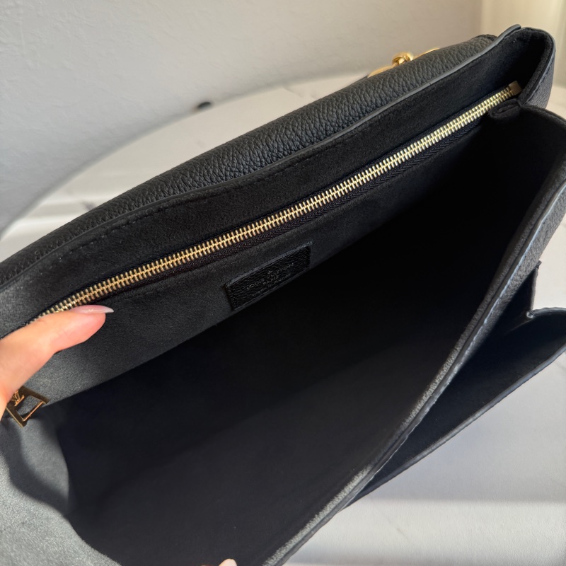 lv 全真皮黑壓紋 超美專櫃十幾萬 vavin-11