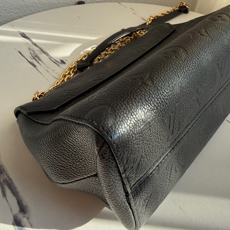 lv 全真皮黑壓紋 超美專櫃十幾萬 vavin-13