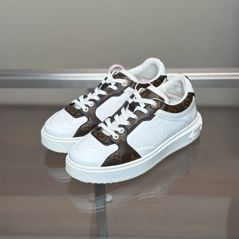 95新LOUIS VUITTON/路易威登 Time Out 牛皮 37碼無附件一