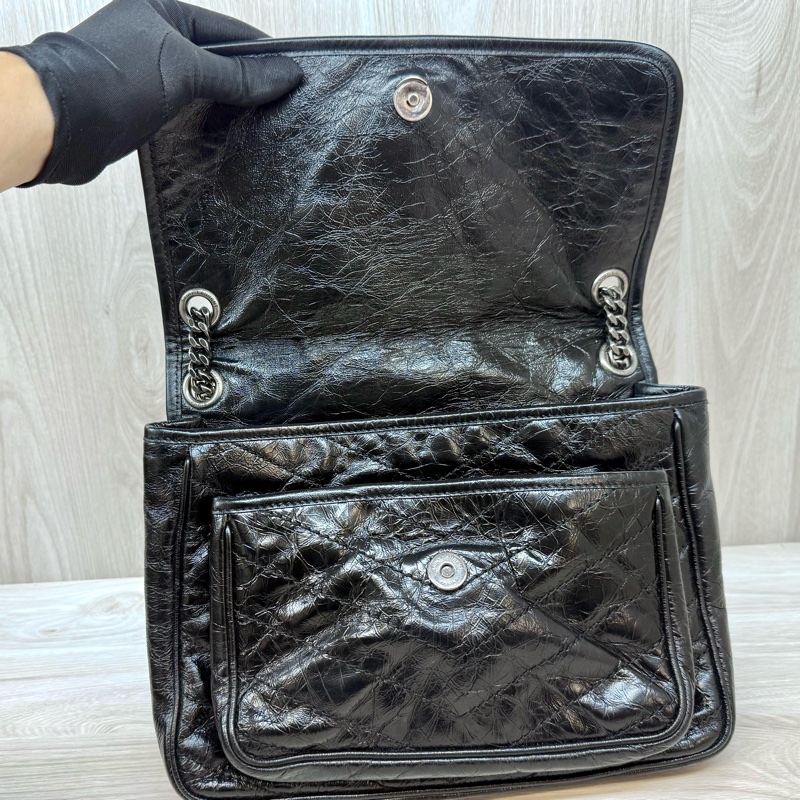 YSL黑揉製牛皮NIKI中號側背包498894-13