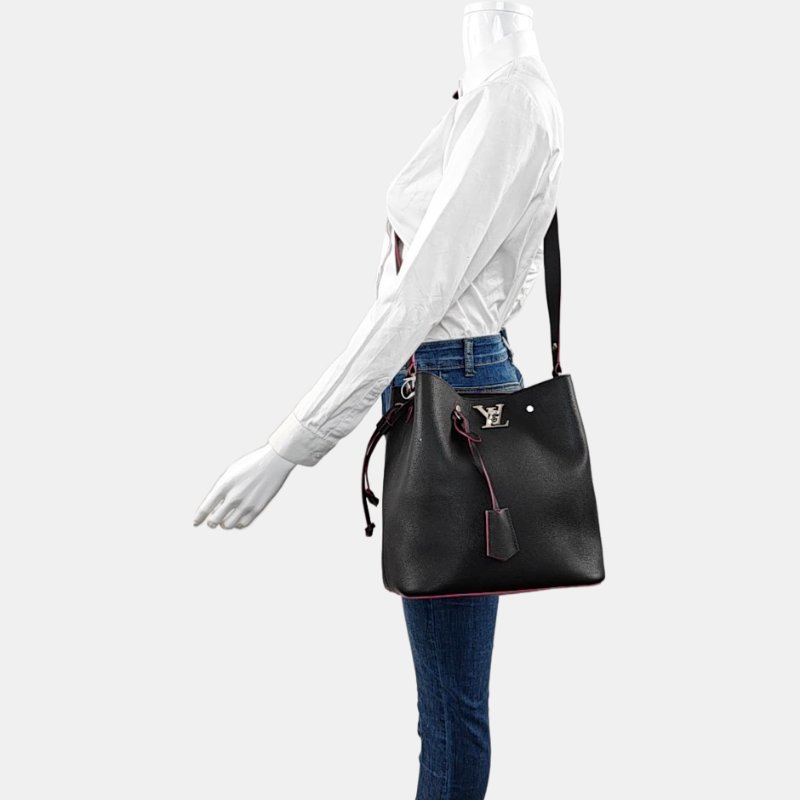 LOUIS VUITTON LOCKME黑色牛皮單肩包斜挎包銀色五金-1