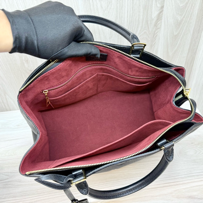 LV黑牛皮大壓紋GrandPalais肩斜背包M45811-8