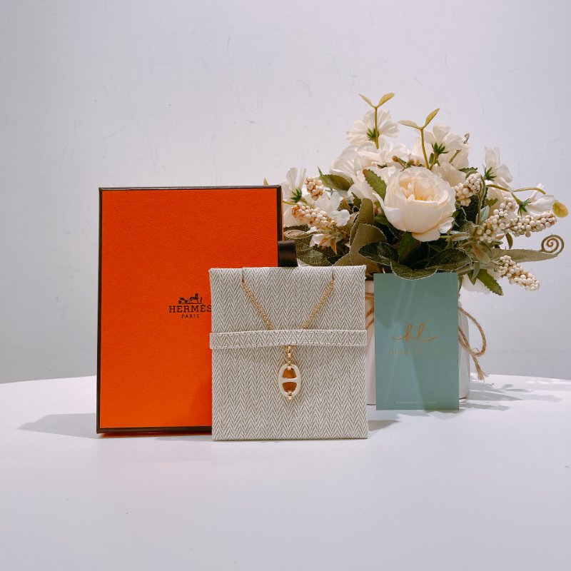 TW4661	Hermes 愛馬仕 豬鼻項鍊 可調節長度 Mini Maillon Pendant Necklace Cream x GHW-0