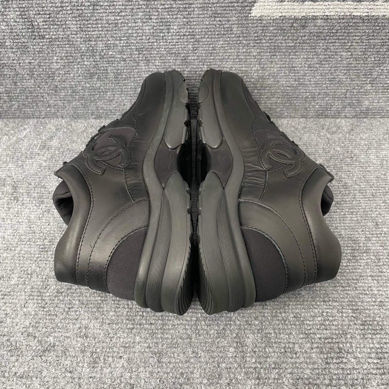 98新CHANEL香奈兒黑色皮面網面運動鞋 41碼無附件一-4