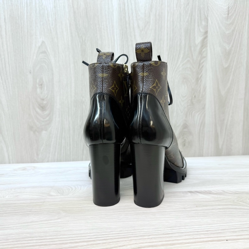 LV原花拚黑牛皮Star Trail短靴1A2Y7W-3