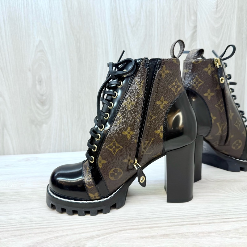 LV原花拚黑牛皮Star Trail短靴1A2Y7W-8