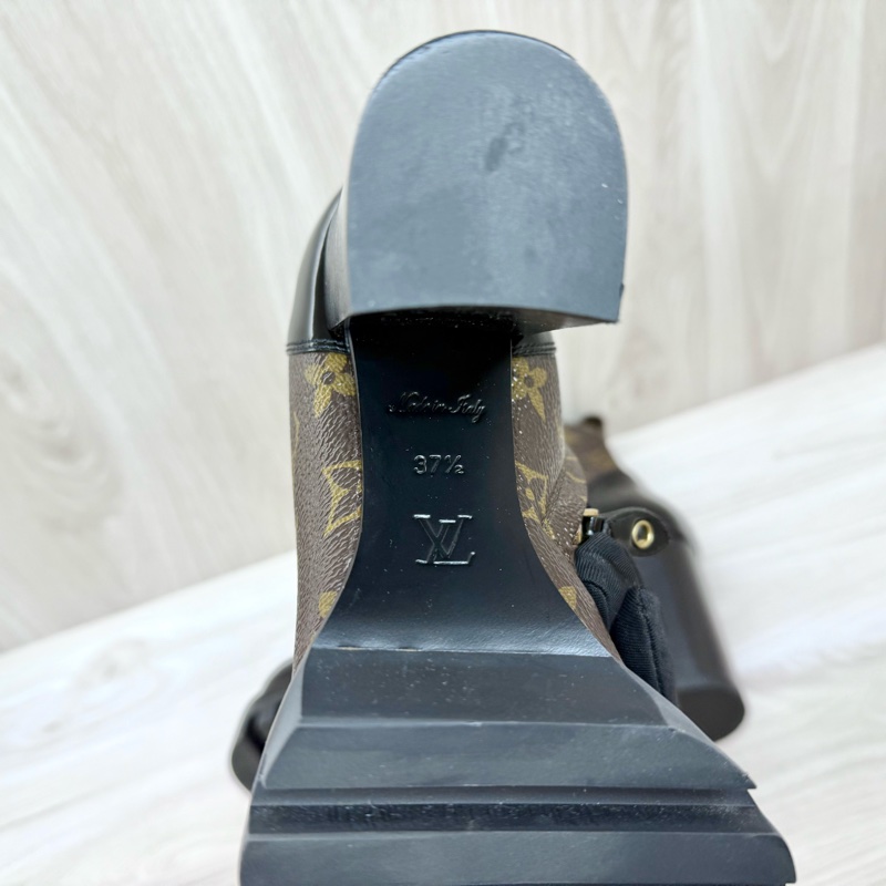 LV原花拚黑牛皮Star Trail短靴1A2Y7W-14