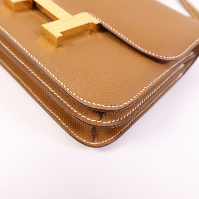 HERMES 牛皮皮革Mini Constance金扣肩背袋-9