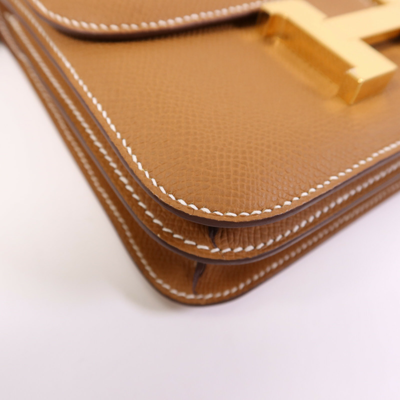 HERMES 牛皮皮革Mini Constance金扣肩背袋-10