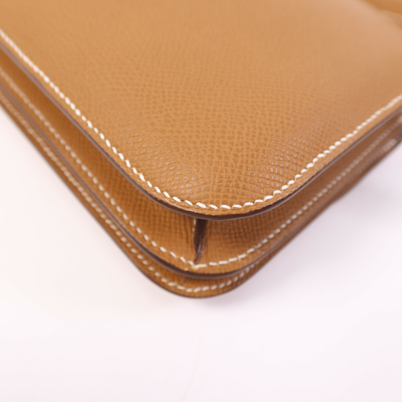 HERMES 牛皮皮革Mini Constance金扣肩背袋-11