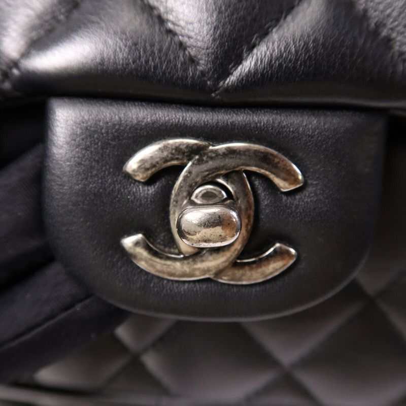 CHANEL 羊皮皮革Classic Flap Tote銀扣鏈帶肩背袋-6