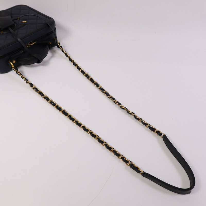 CHANEL 牛皮皮革Filigree Vanity Case金扣鏈帶手挽肩背兩用袋-8