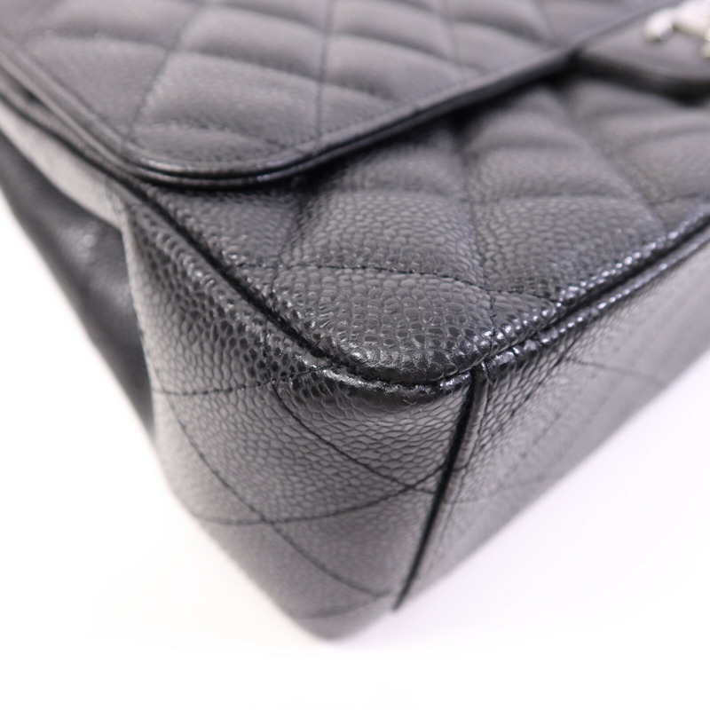 CHANEL 牛皮皮革Maxi Classic銀扣鏈帶肩背袋-11