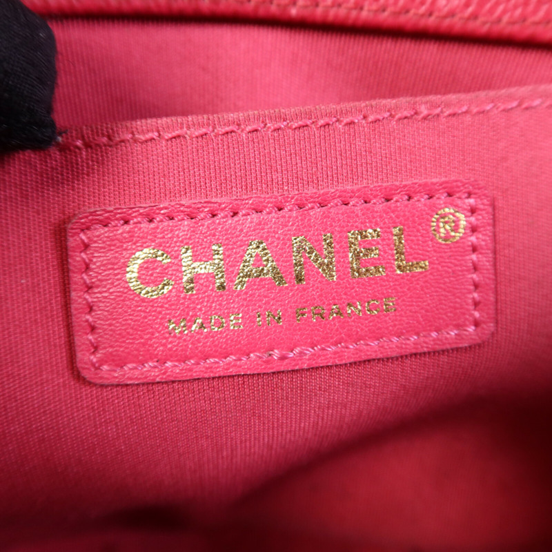 CHANEL 牛皮皮革Boy 25金扣鏈帶肩背袋-5