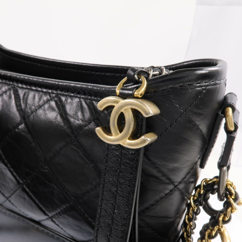 CHANEL 牛皮皮革Gabrielle Medium鏈帶肩背袋-10