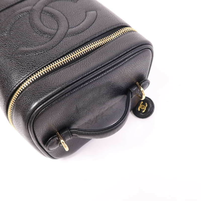 CHANEL 牛皮皮革Vanity Case金扣手挽袋-9