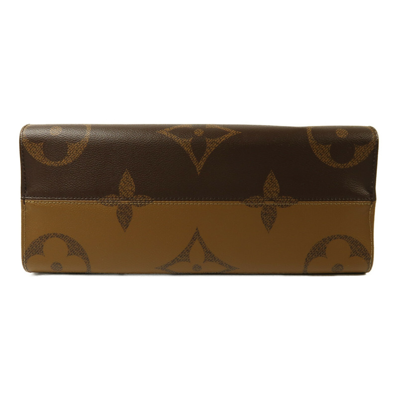LOUIS VUITTON Monogram Giant Reverse On The Go MM金扣手挽肩背兩用袋-3