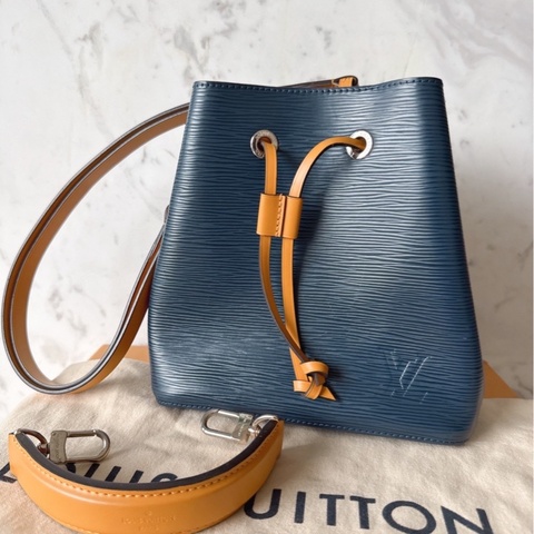 Louis Vuitton neonoe bb水桶包 藍色🩵