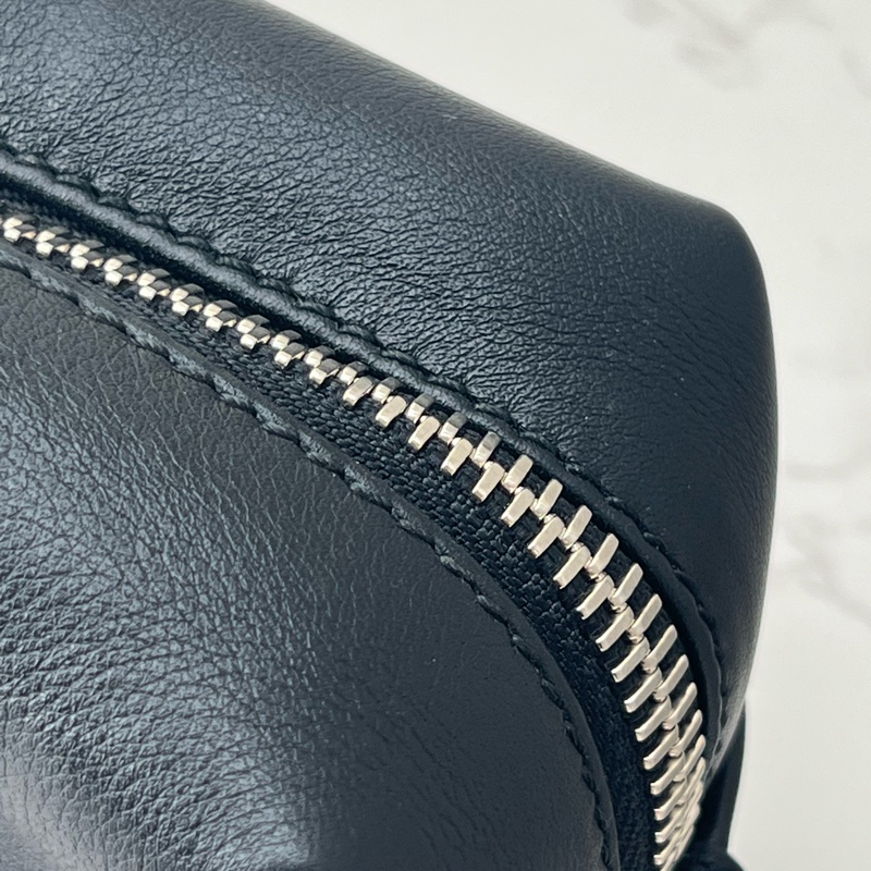 💗香緹國際精品💗 757 MCM 小化妝包-3