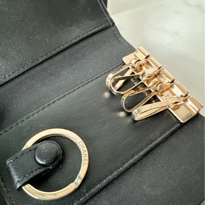 Chanel 山茶花鑰匙包🩶超好看-10