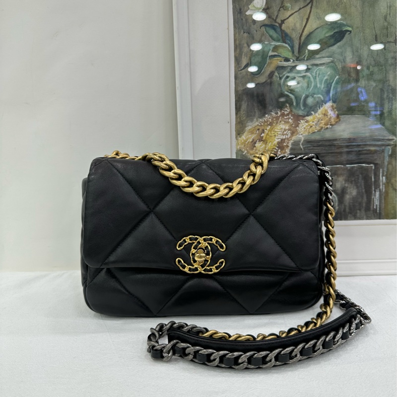Chanel 香奈兒 19bag 羊皮 黑金小號 21晶片-1