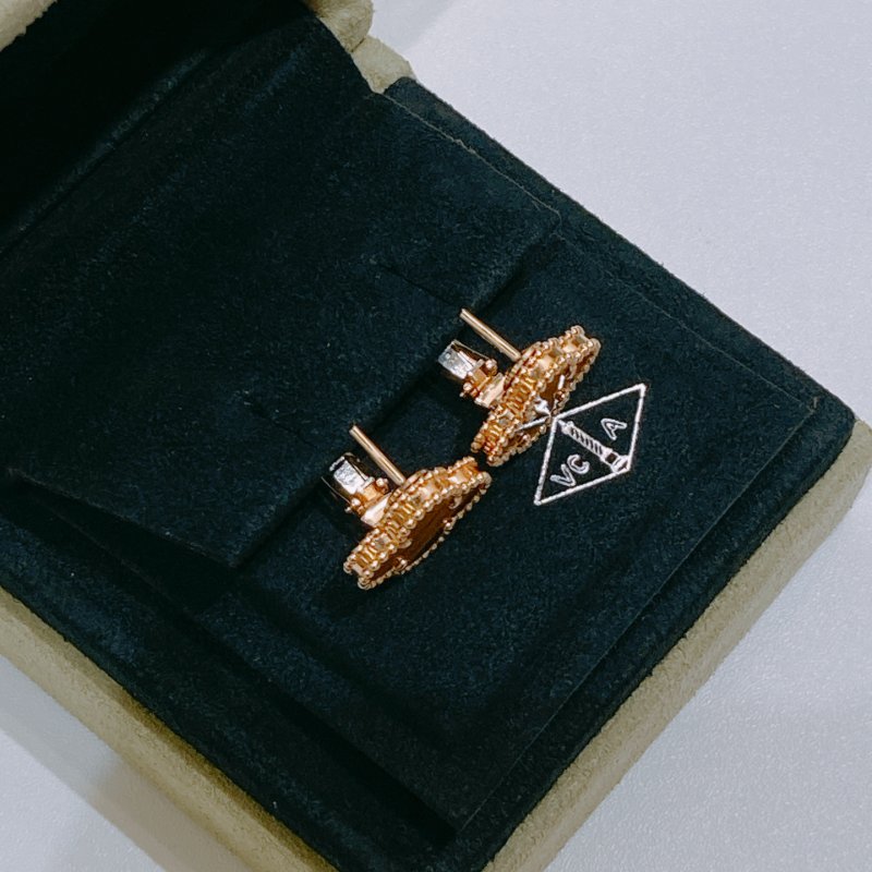 TW4664 Van Cleef & Arpels VCA四葉草 虎眼石耳環 Vintage Alhanmbra Earrings 18K Yellow x Tiger Eye-13