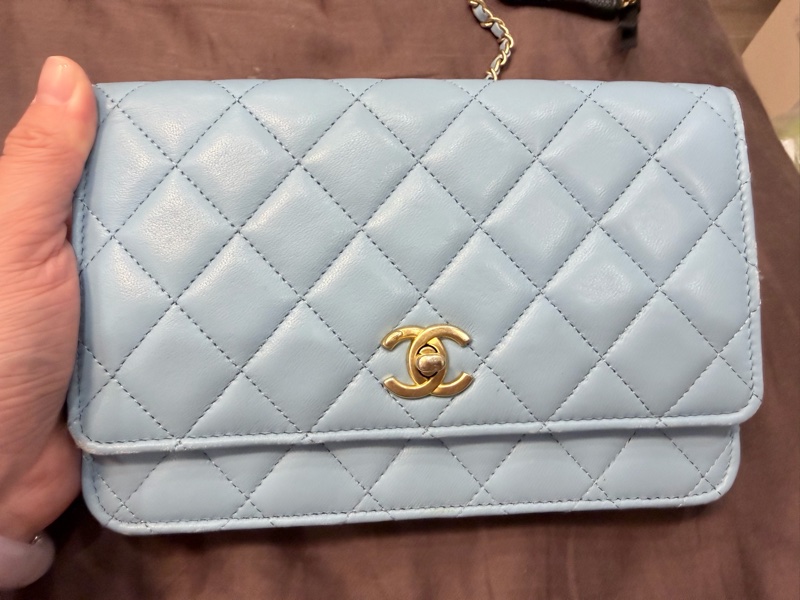 香奈兒CHANEL WOC 天空藍核桃金球 鏈帶包 晶片版-32