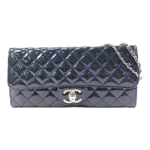 CHANEL 漆皮皮革Clutch On Chain銀扣鏈帶肩背袋